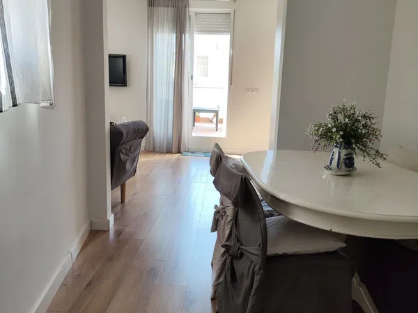 Ático en Barrio Casco Histórico - Ollerías - Marrubial - Foto 2