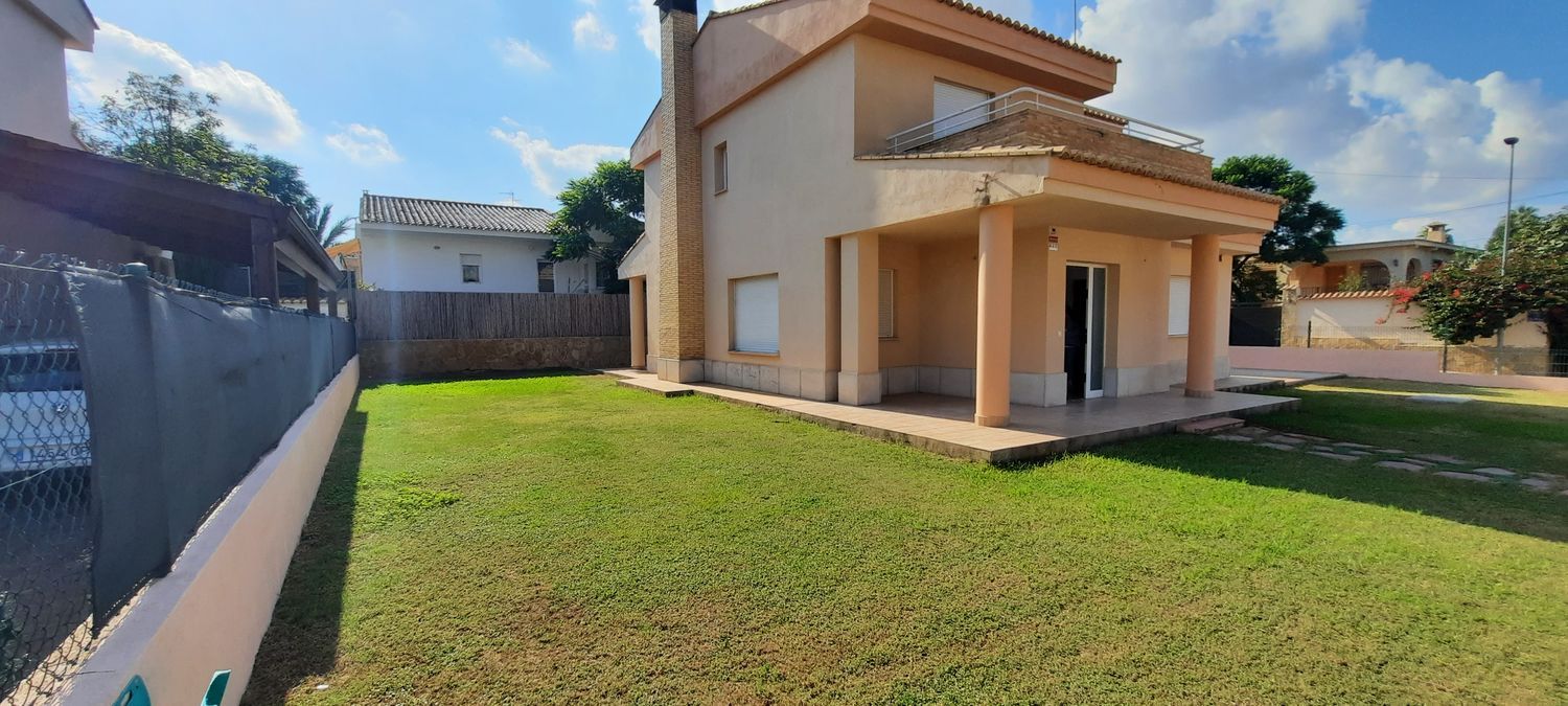 Casa o chalet independiente en Calle Poqueta Nit, 33, La Conarda-Montesano, La Conarda-Montesano - Foto 2