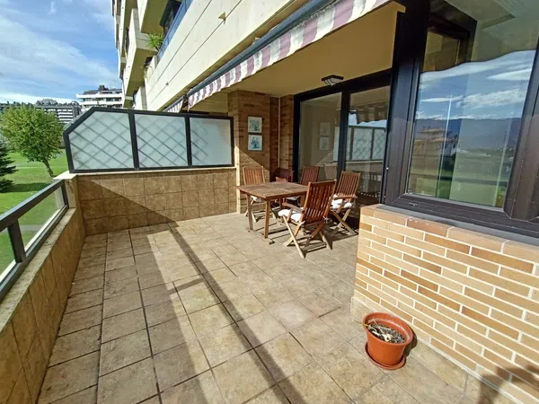 Piso en calle Piloña, 25