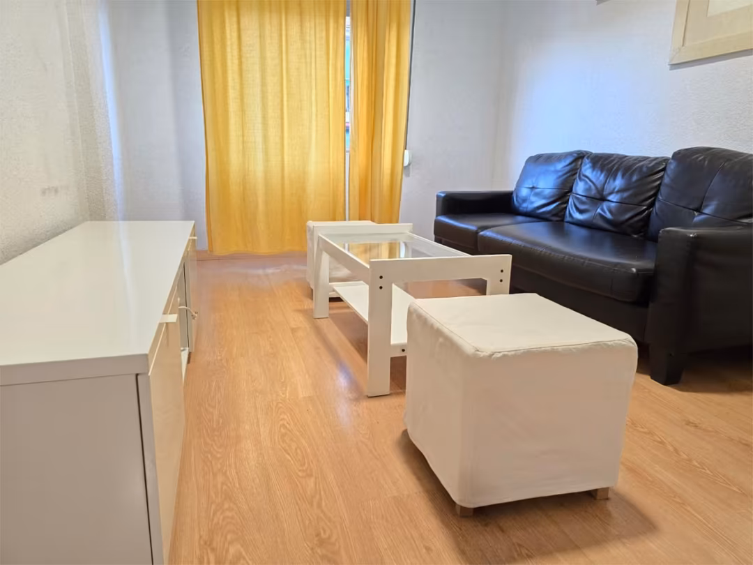 Piso en  Carrer de Sant Mateu 39 - Foto 4