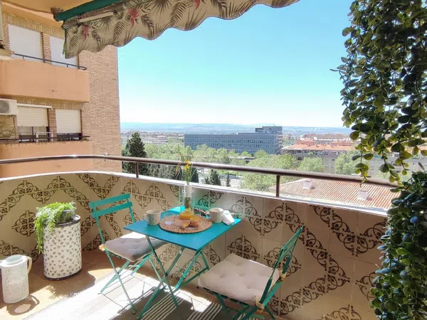 Piso en calle Luz Casanova, 4