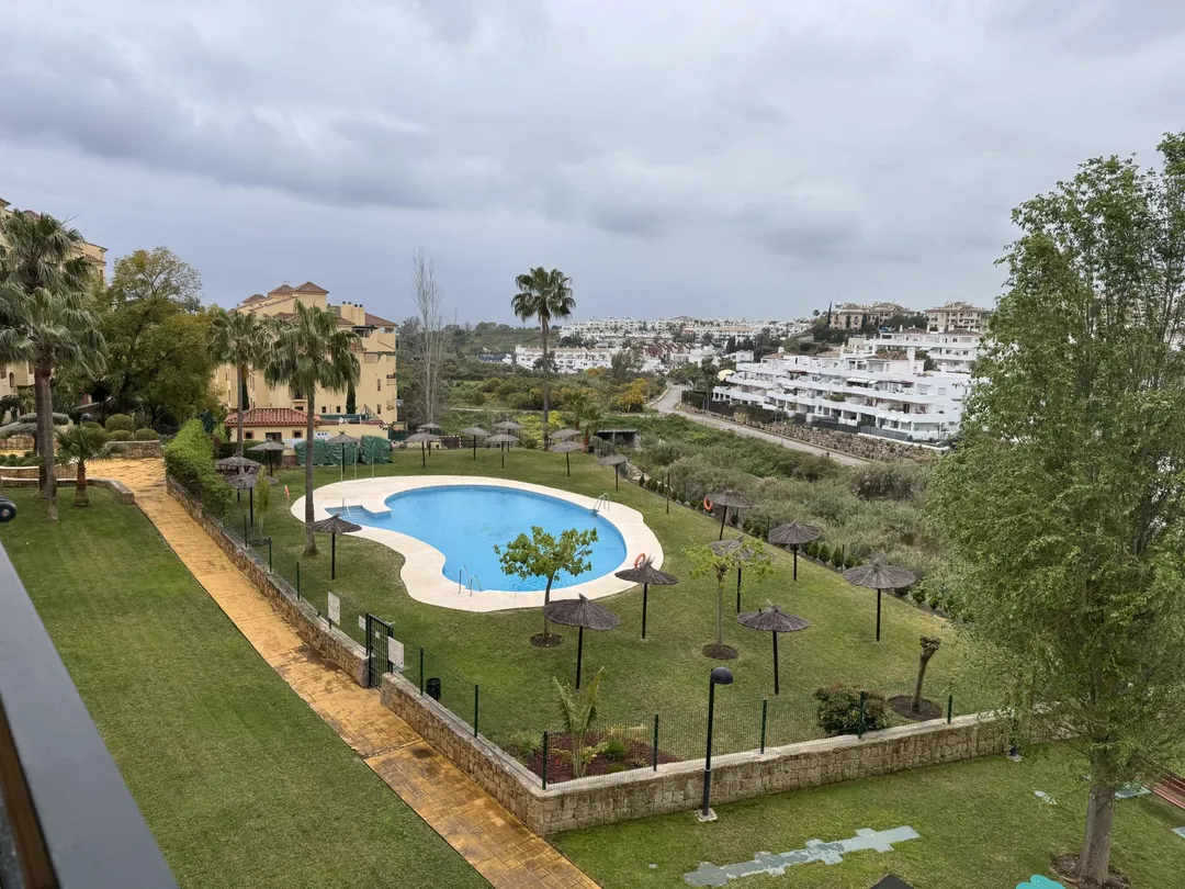 Piso en  Calle Alcaucín 7 - Foto 1