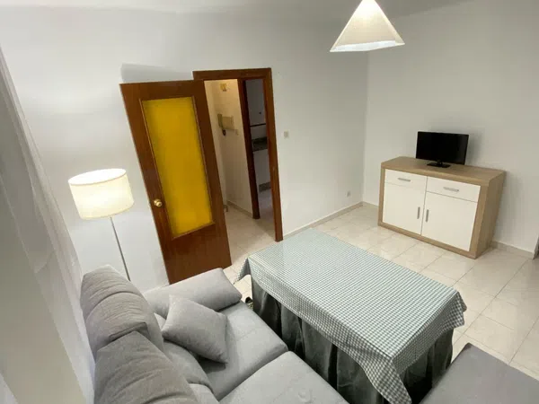 Piso en calle Antonio Maura, 45