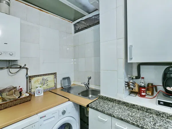 Piso en calle de Joan d'Àustria, 32 - Foto 3