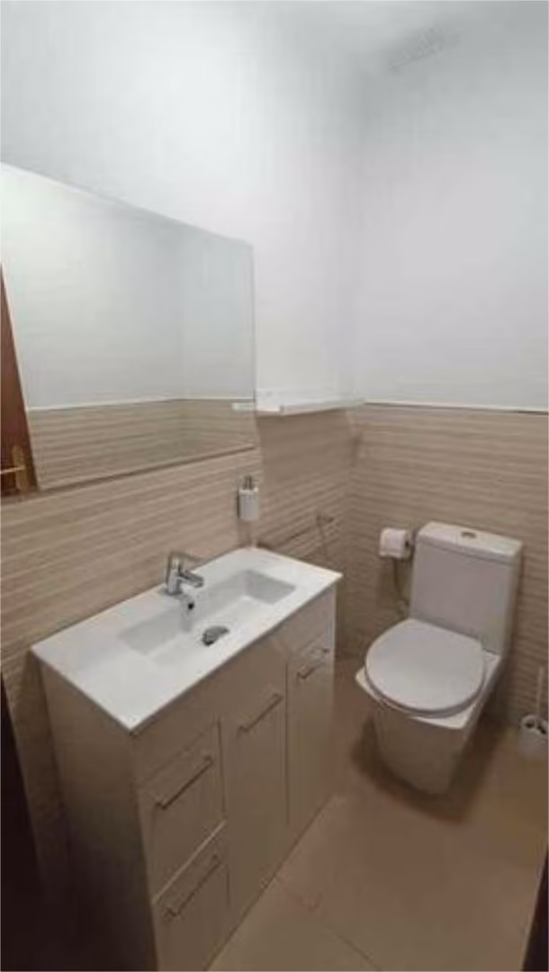 Piso en Ronda de Capuchinos - Foto 6