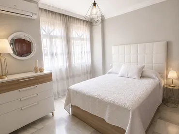 Casa adosada en  Calle Agustín Varo 52 - Foto 7