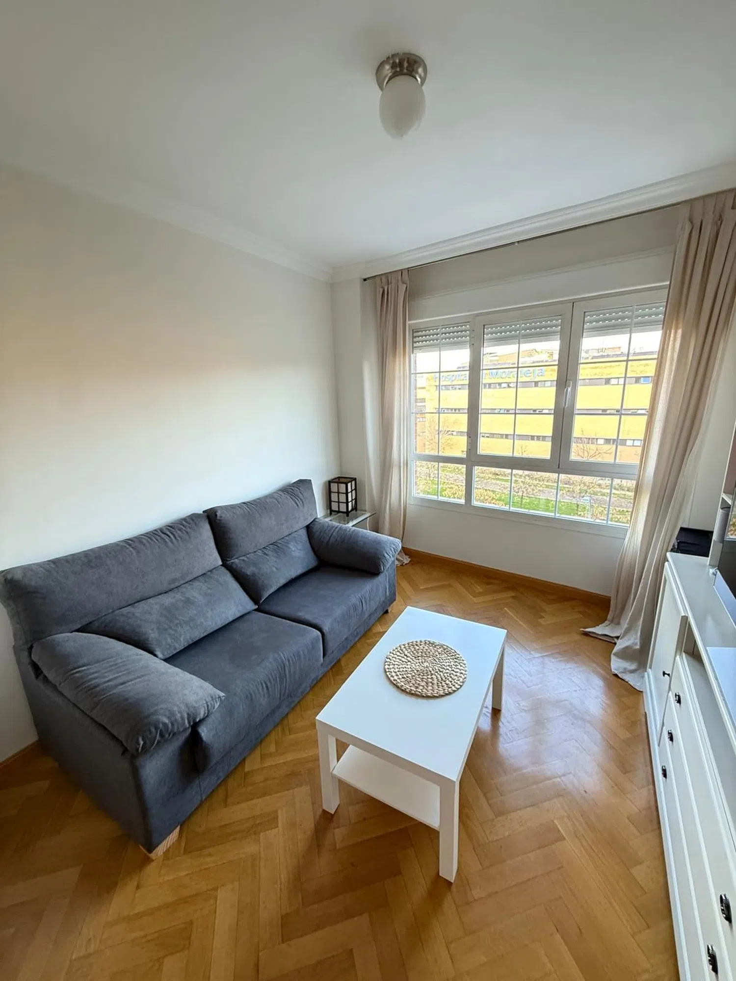 Piso en avenida Isabel de Valois, 28 - Foto 2