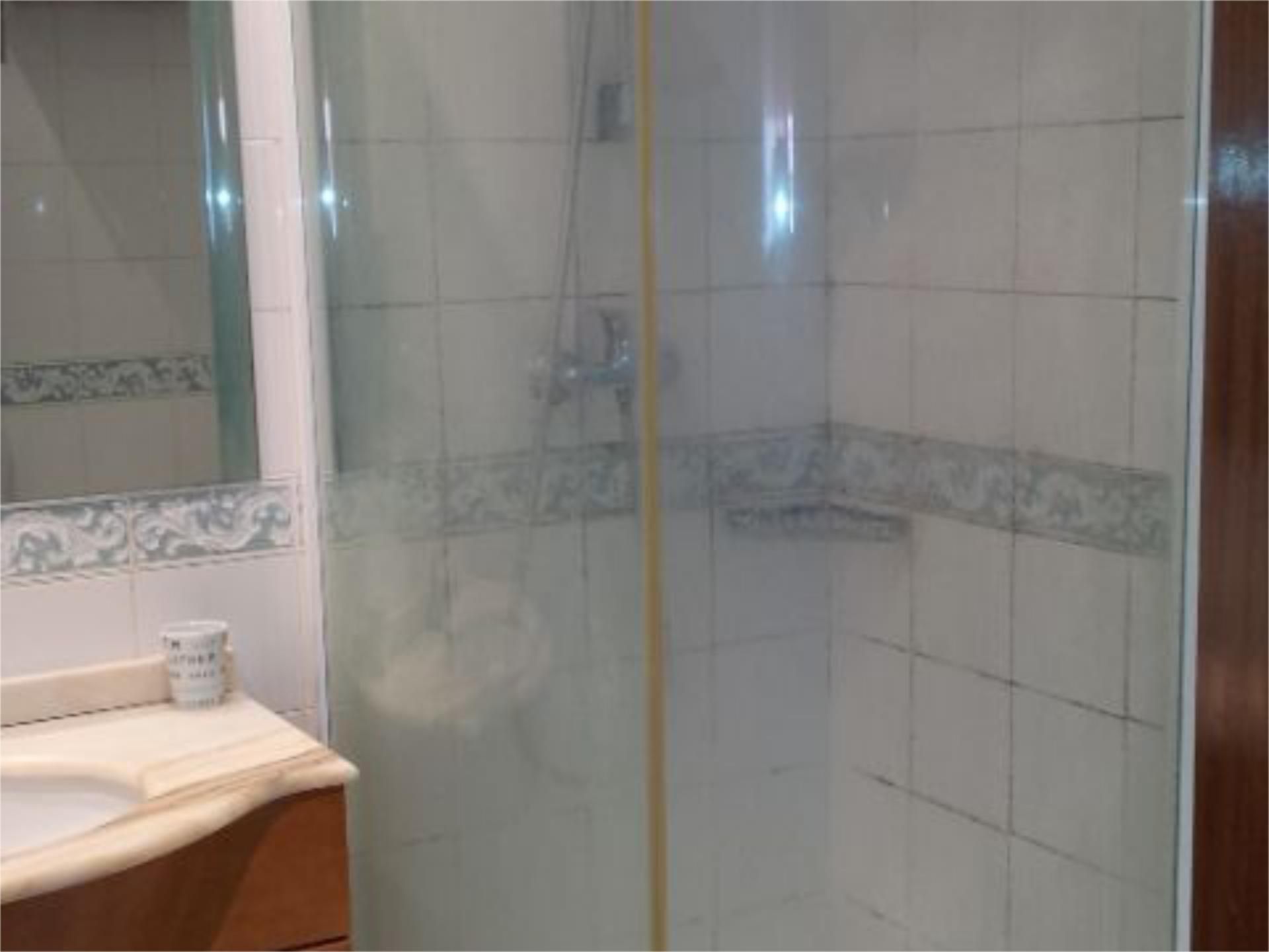 Piso en  Calle Pintor Antonio Amorós 1 - Foto 6