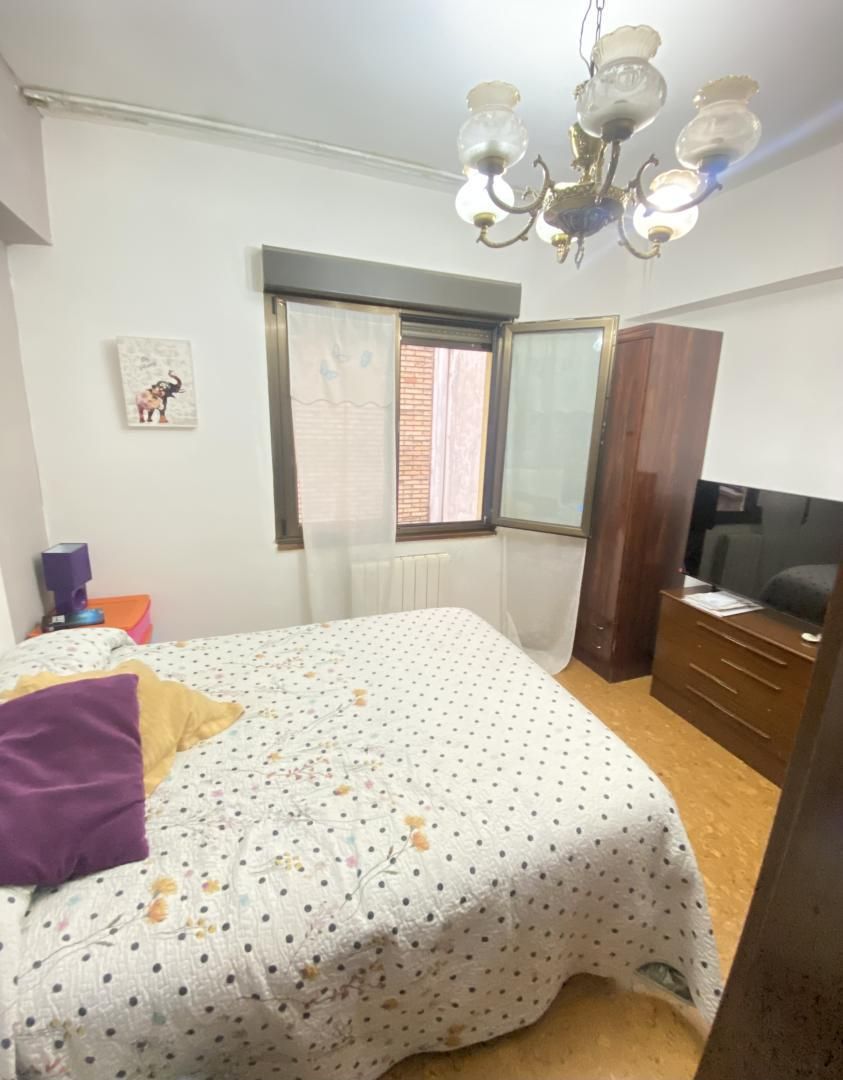 Piso en  Calle Luarca 1C - Foto 2