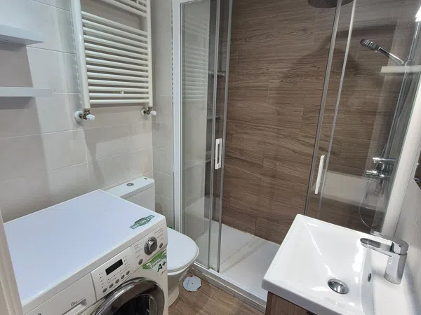 Piso en calle de Valencia, 51 - Foto 5