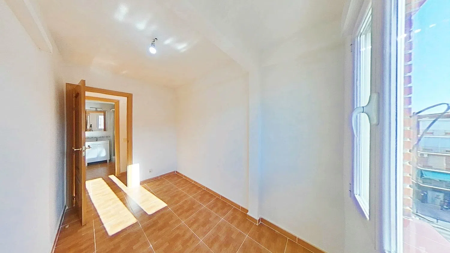 Piso en La Alhóndiga - Foto 8