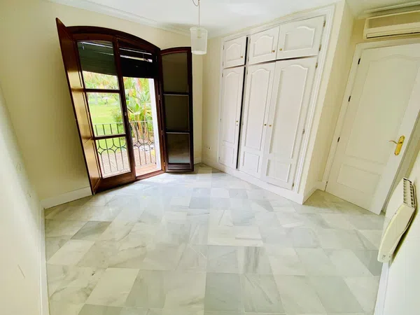 Chalet pareado en camino Cortes, 2 local - Foto 13