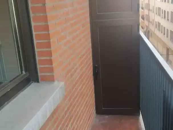 Piso en  Avenida de Alfonso VI 10 - Foto 8