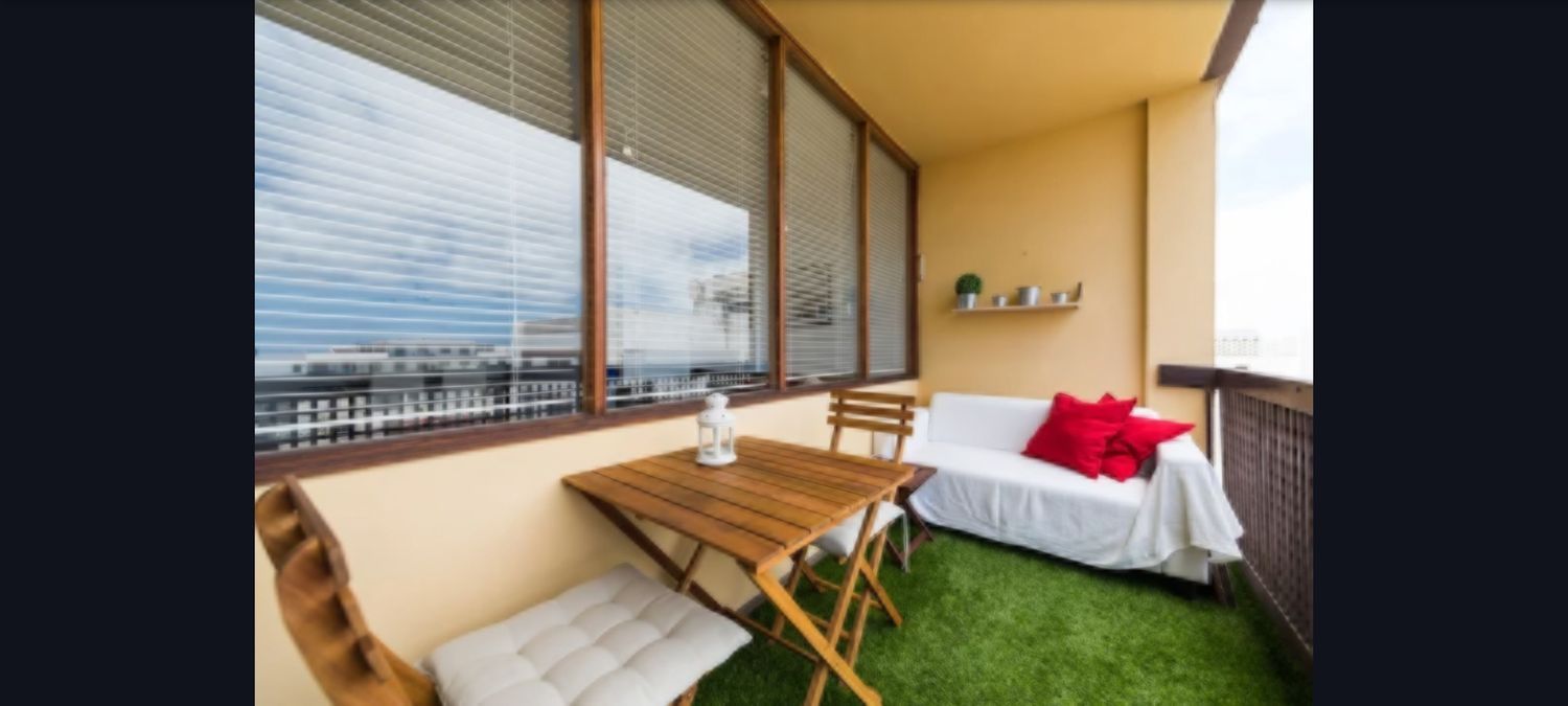 Piso en calle Teniente C Castillo Olivares, 21 - Foto 2