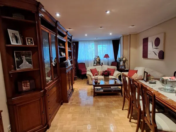 Piso en calle de Sangenjo, 5