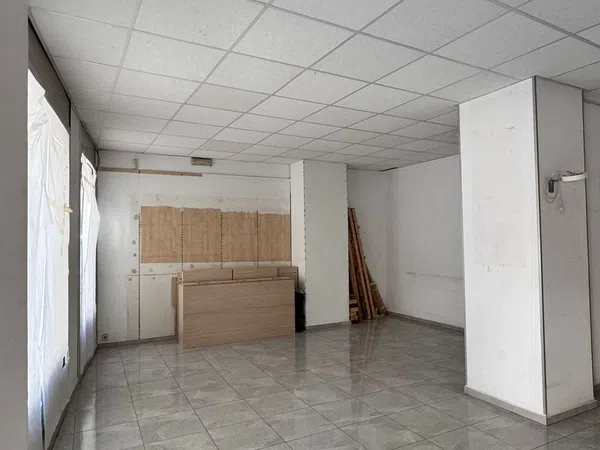 Local en Avenida de l'Onze de Setembre, 5 D - Foto 8