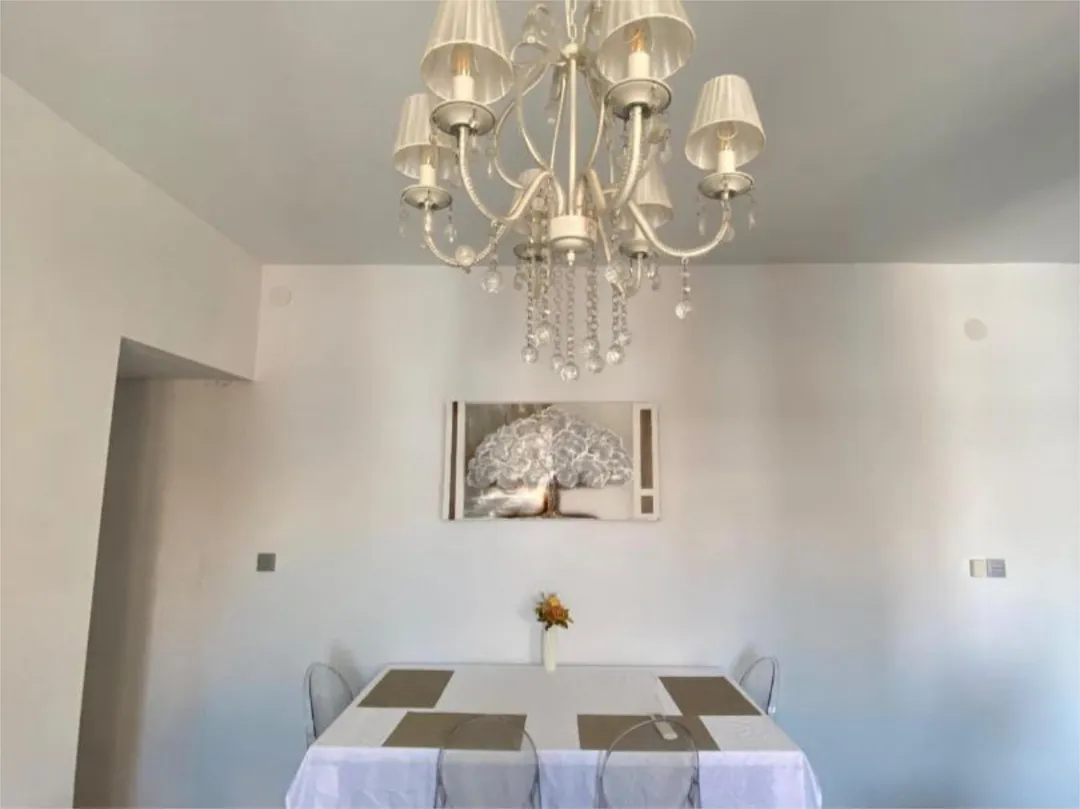 Piso en  Carrer de Campoamor 4 - Foto 2