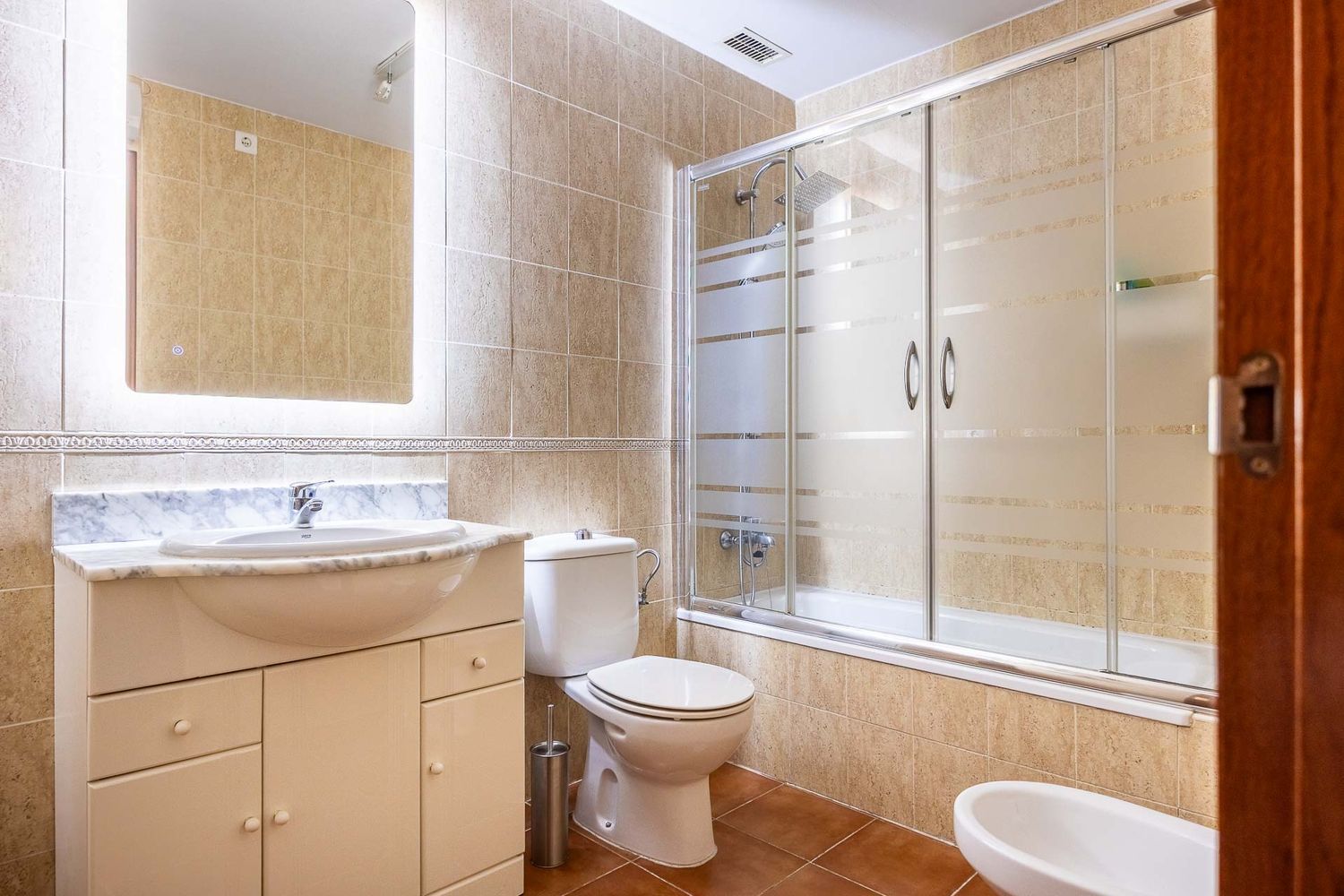 Chalet adosado en La Hacienda - Nueva Andalucía - Foto 27