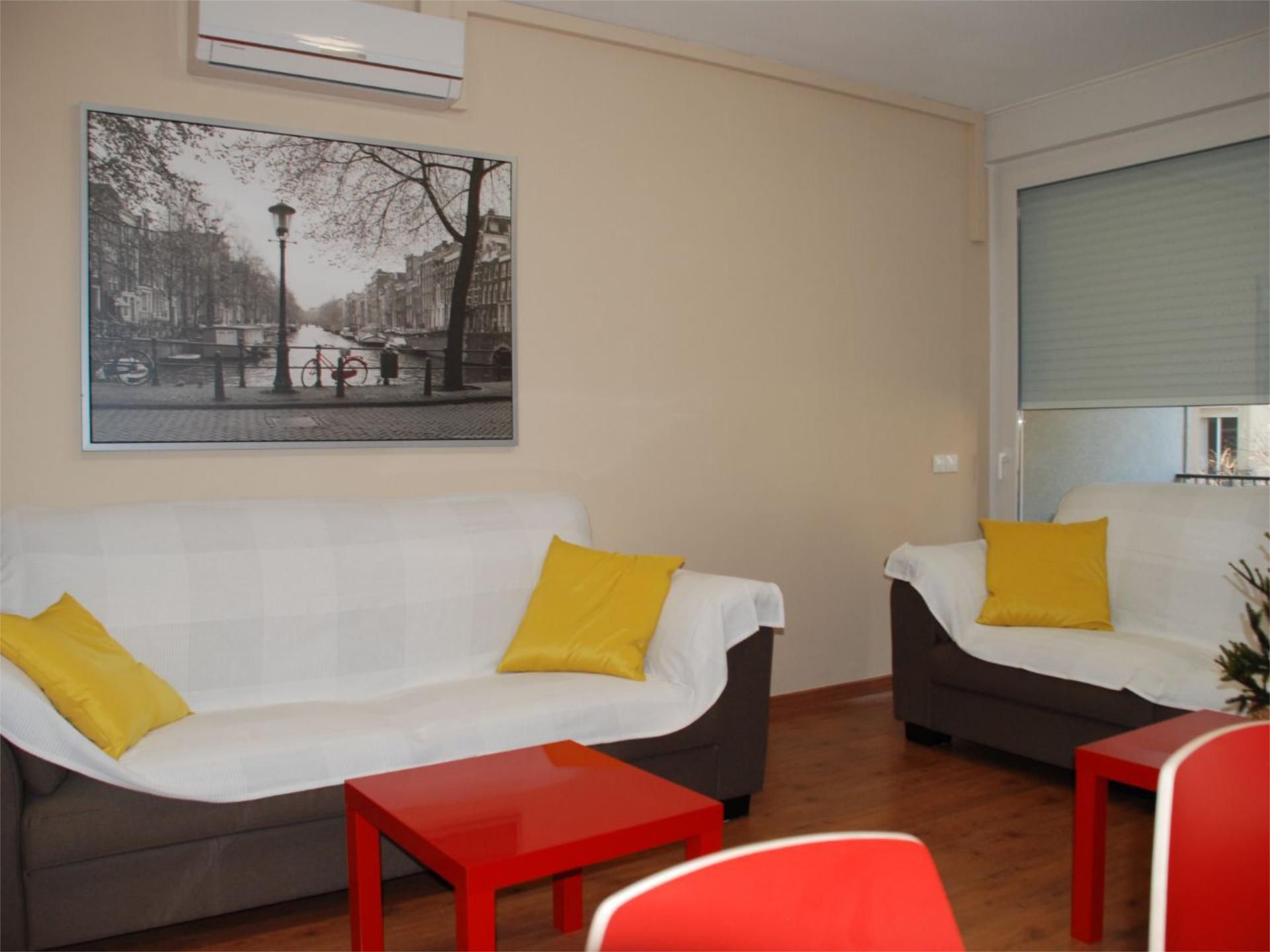 Piso en  Carrer del Consell de Cent 168 - Foto 2