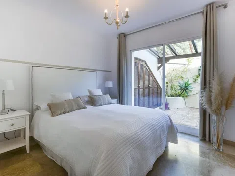 Piso en Urbanización Los Pinos de Aloha, 7 - Foto 8