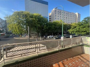 Piso en  Avenida Eduardo Dato 24 - Foto 1