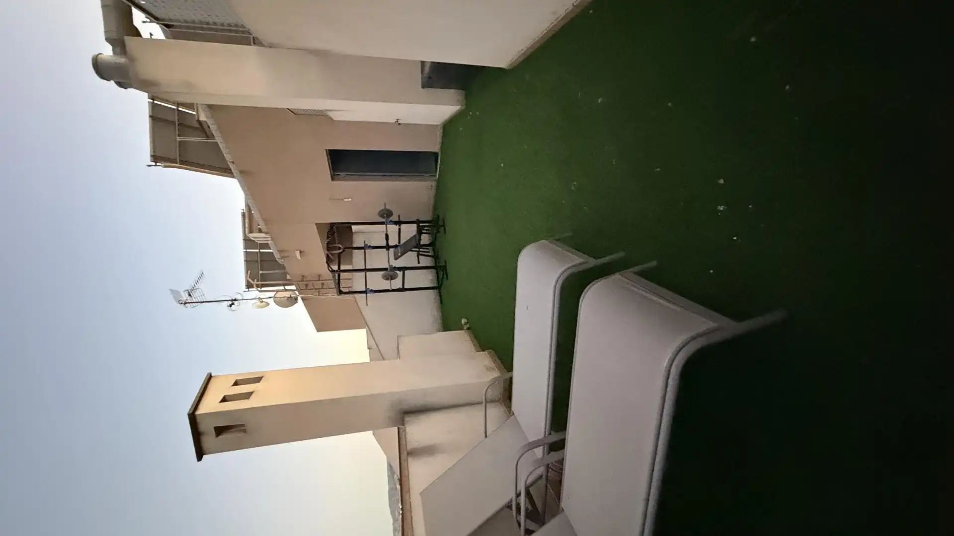 Piso en  Calle Maestro Adolfo Diaz 13 - Foto 13