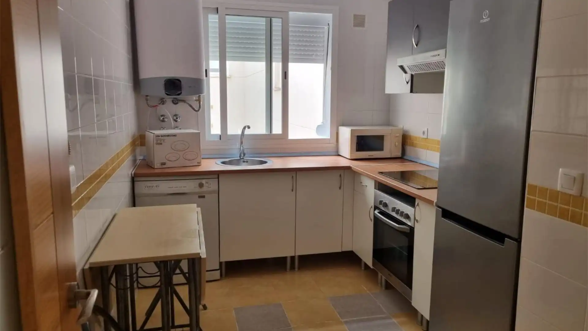 Piso en  Avenida Catorce de Abril 28 - Foto 5