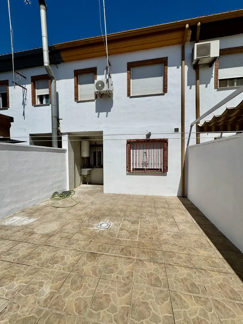 Casa adosada en  Avenida Diputación 97 - Foto 10