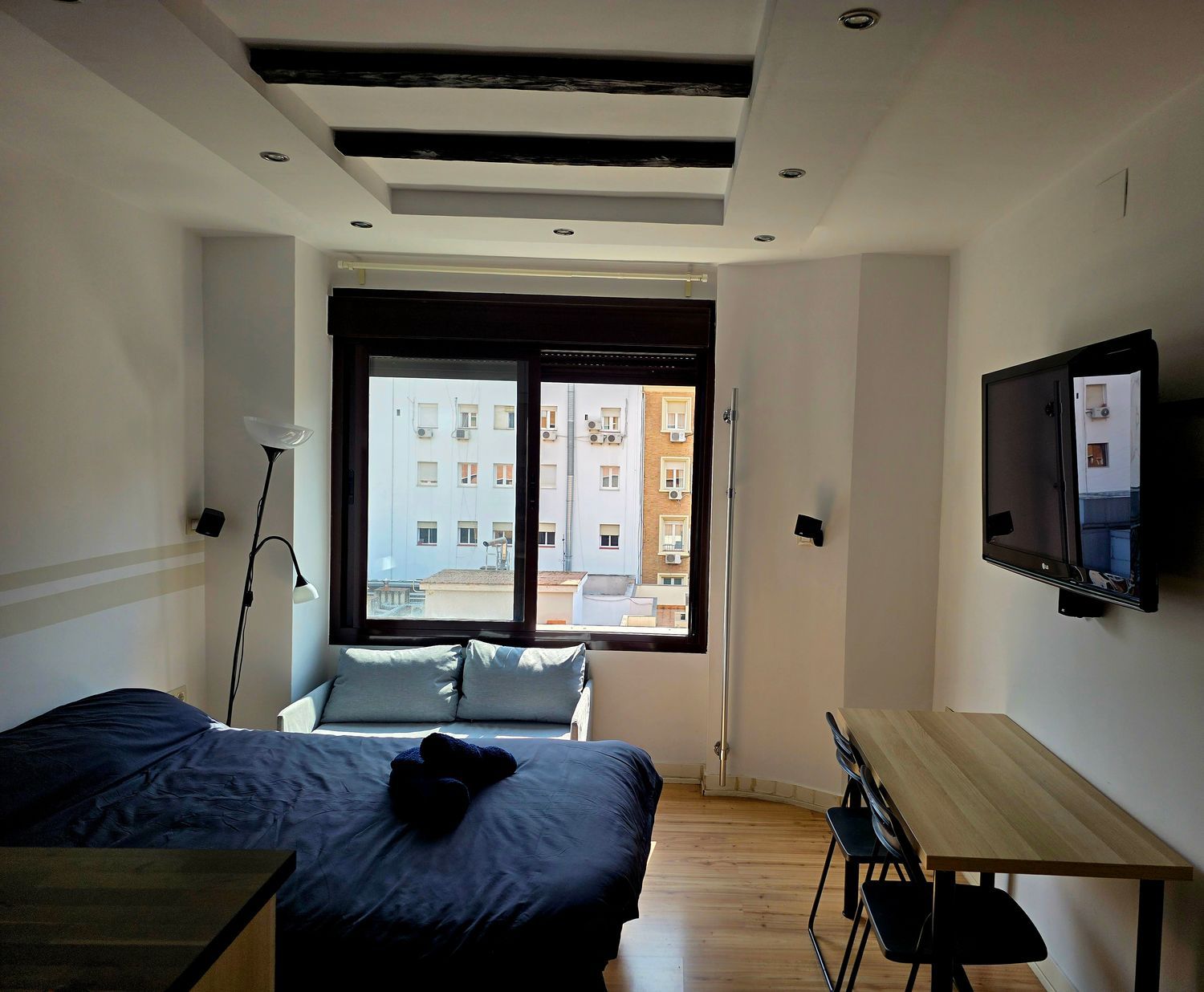 Estudio en Calle Salado, 4, Plaza de Cuba - República Argentina, Sevilla - Foto 1