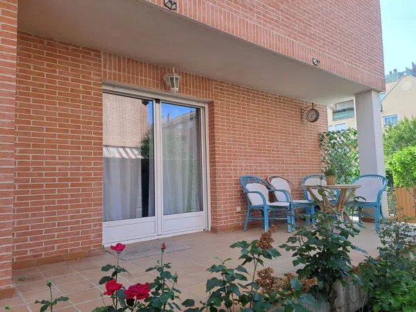 Chalet pareado en Avenida José Luis lasa, 41 - Foto 2