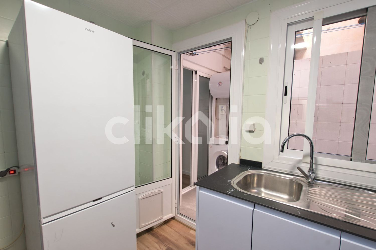 Piso en calle Jazmín - Foto 9