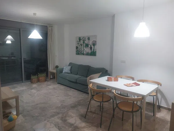 Piso en calle Navarro Ledesma, 170