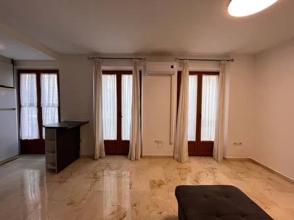 Alquiler de dúplex en Calle San Jerónimo, 9 - Foto 2