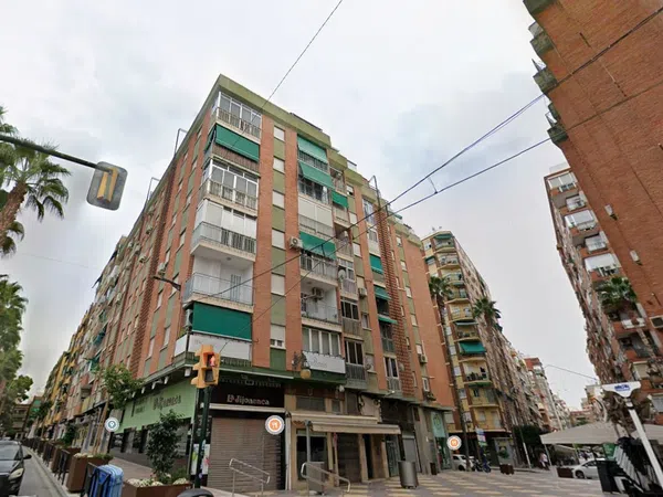 Piso en paseo Rosales, 48