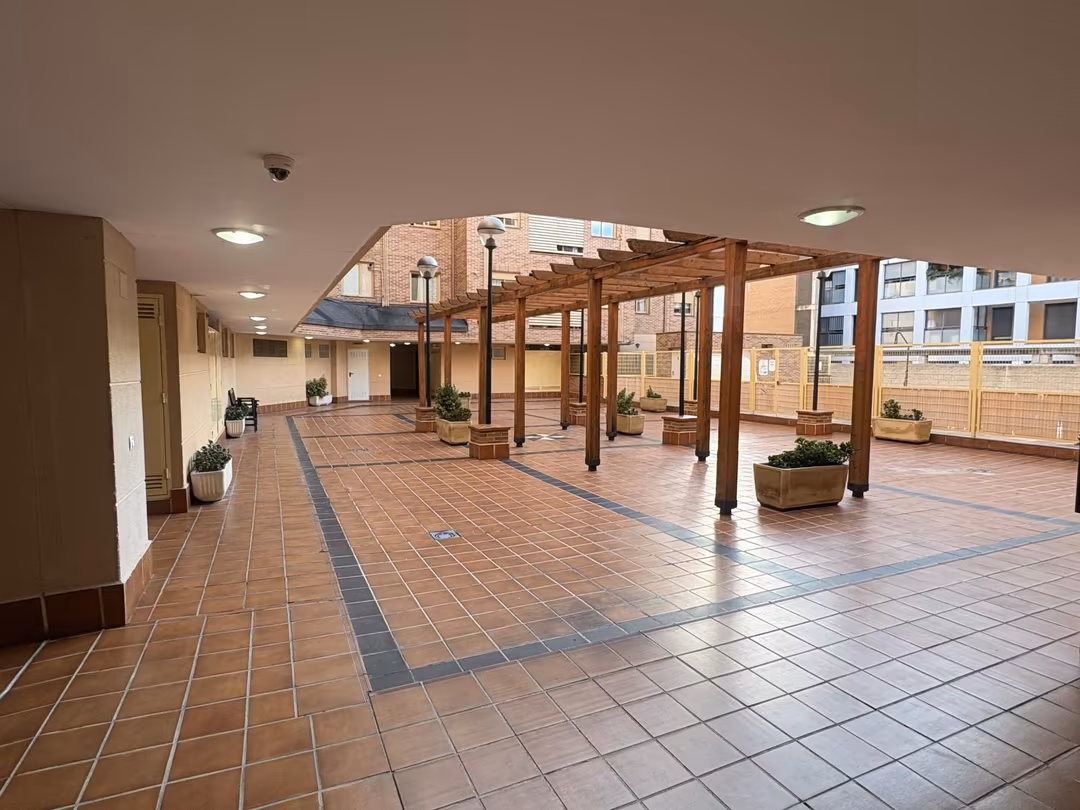 Piso en  Calle José María Pereda 15 - Foto 2