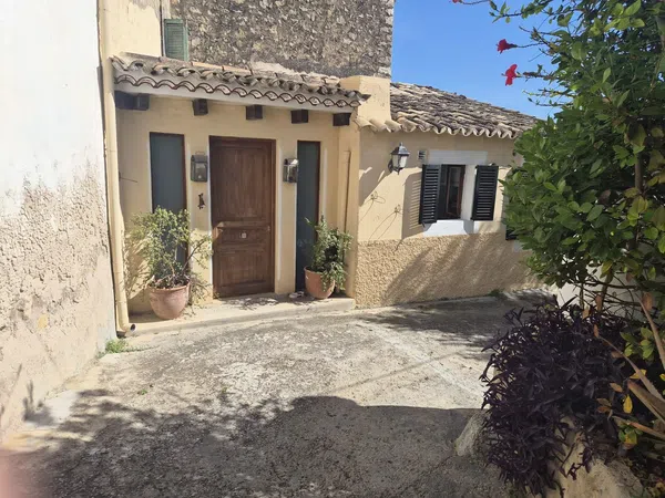 Casa de pueblo en Calle de Ca na Cucó, 18 - Foto 1
