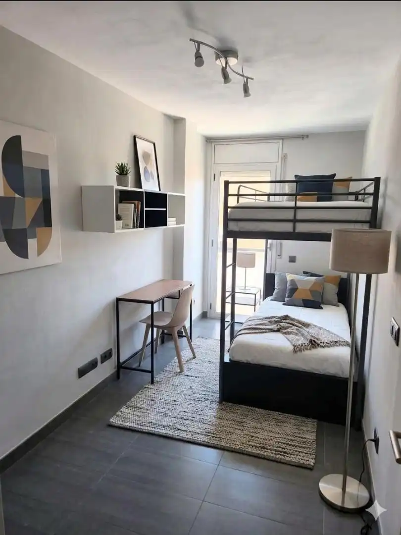 Piso en  Carrer Benviure 22 - Foto 7