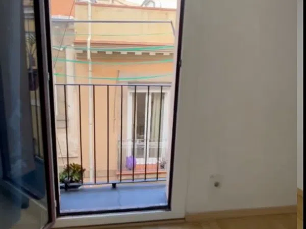 Estudio en calle d'En Roig, 17 - Foto 4