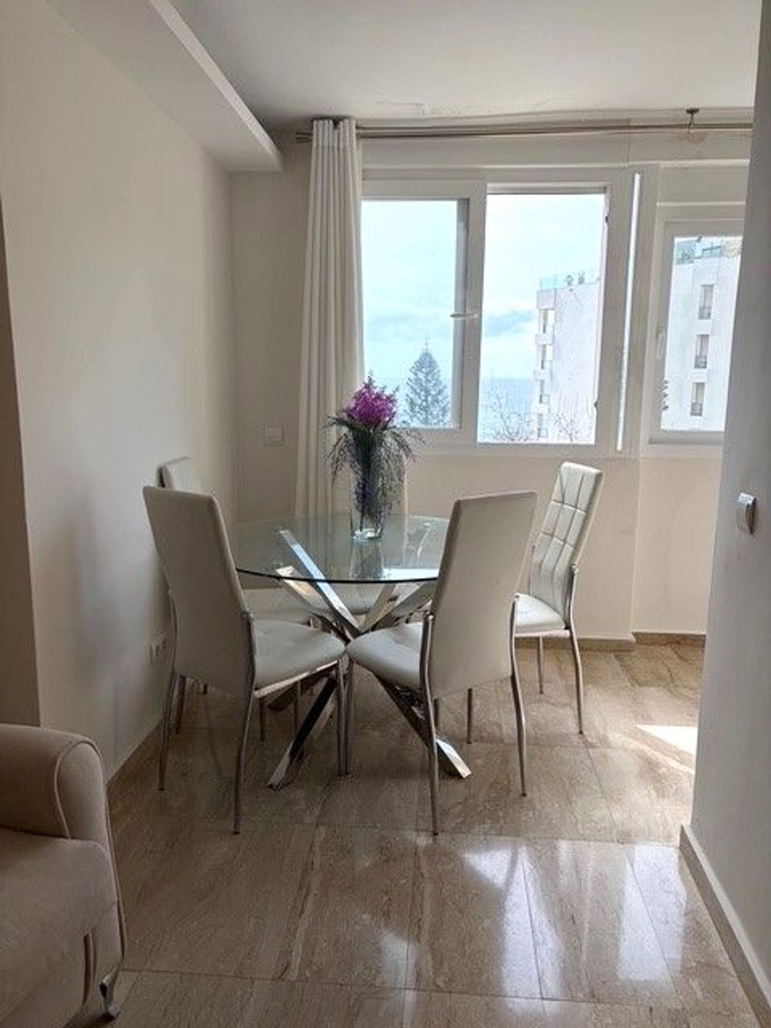 Piso en calle Rafaela Aparicio s/n Sn - Foto 9