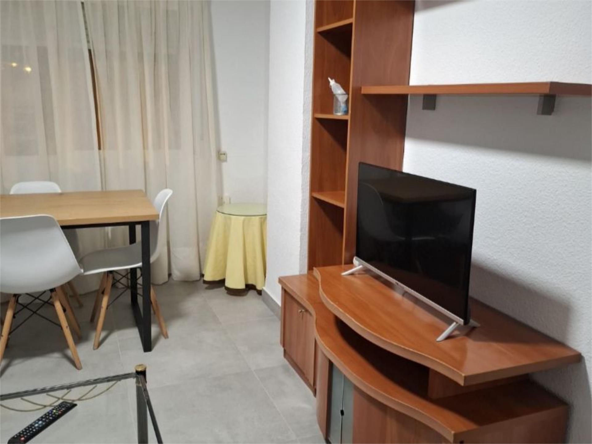 Piso en  Calle Tórtola 35