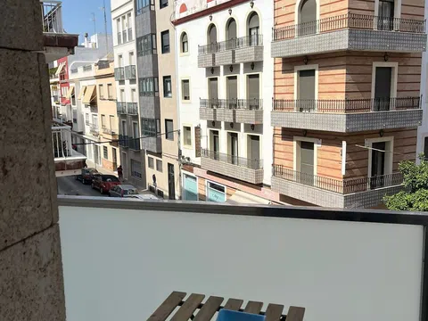 Piso en calle Virgen del Valle, 42
