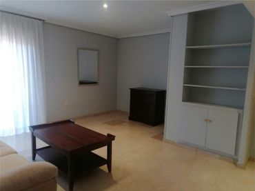 Piso en Ciudad Jardín - Foto 1