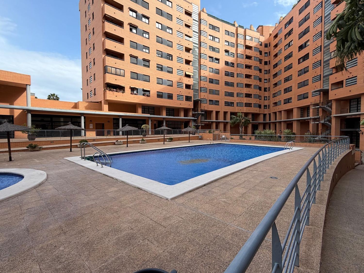 Piso en avenida Pintor Xavier Soler, 1 - Foto 1