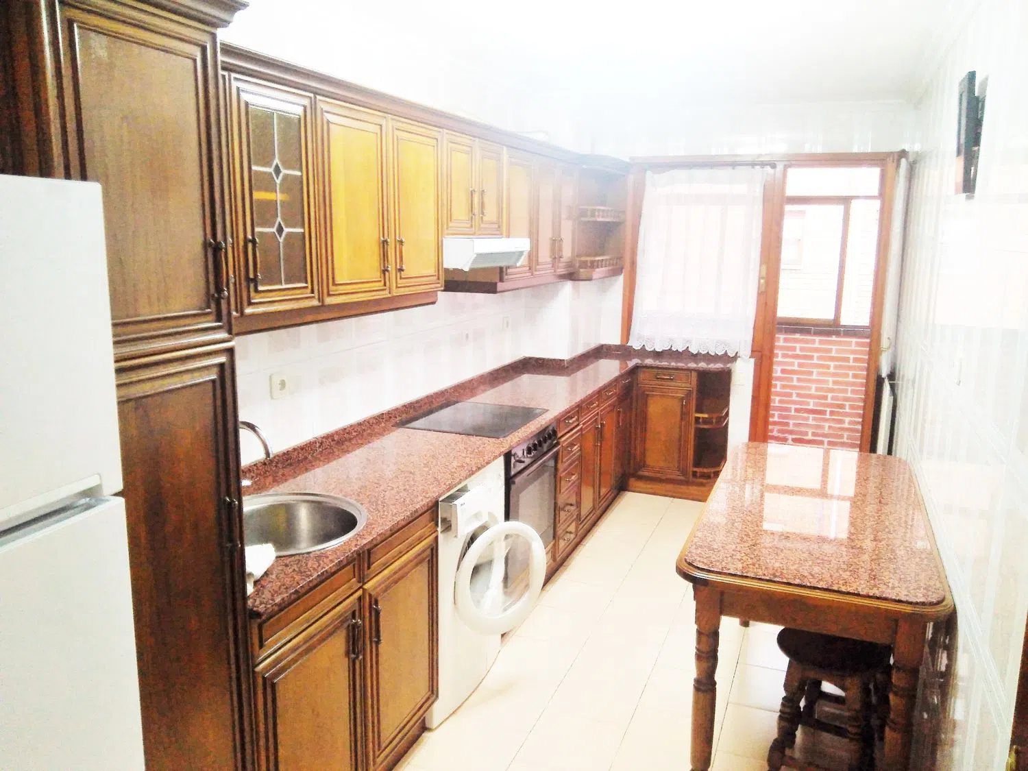 Piso en calle Bermúdez de Castro, 62 - Foto 2