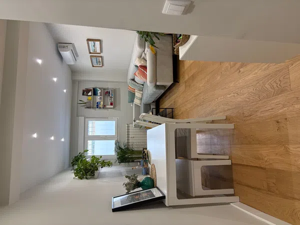 Piso en calle de Esteban Mora, 51