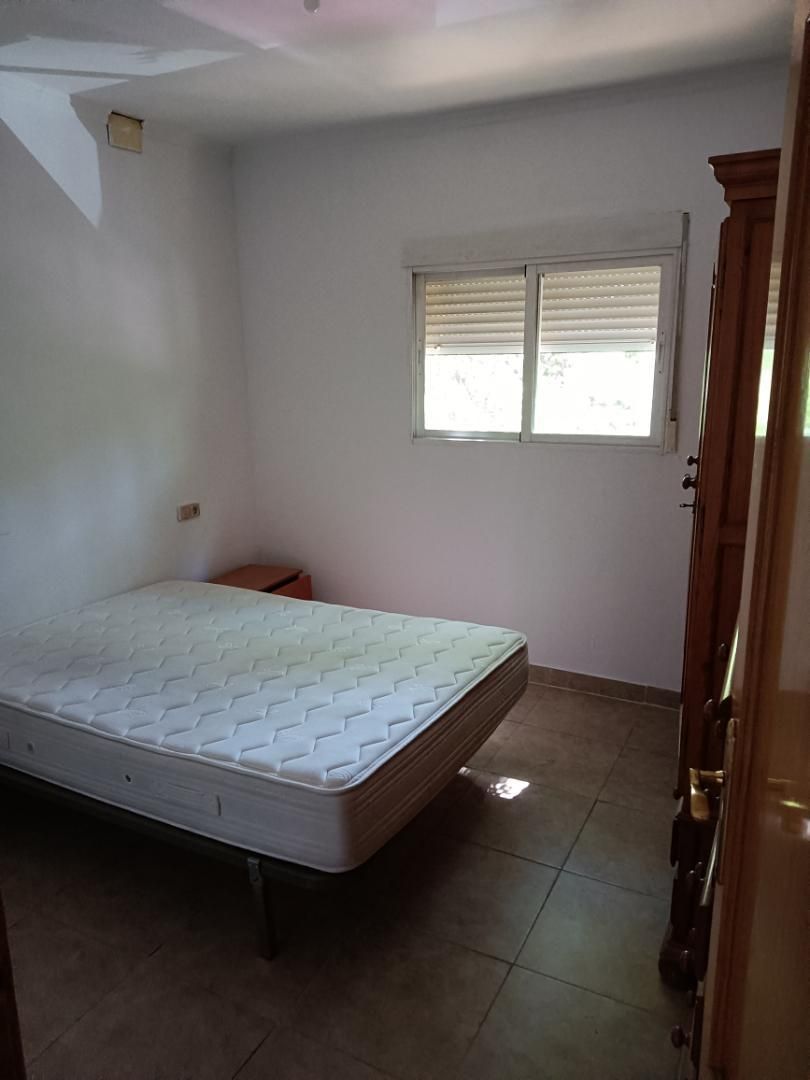 Casa adosada en  Calle Pedro de Moya 17 - Foto 12