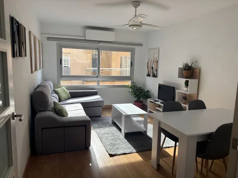 Piso en calle de Ticià, 4