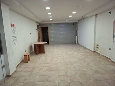 Local comercial en  Carrer de Sant Joaquim i del Pati 23 - Foto 2