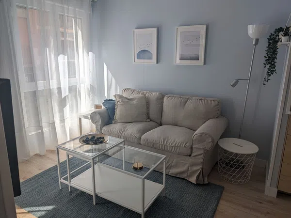 Estudio en calle de Eulalia Gil, 9