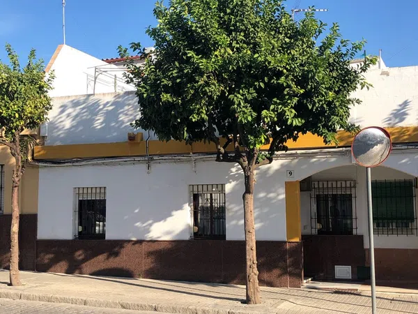 Chalet adosado en Calle Virgen de Consolación, 9 - Foto 1